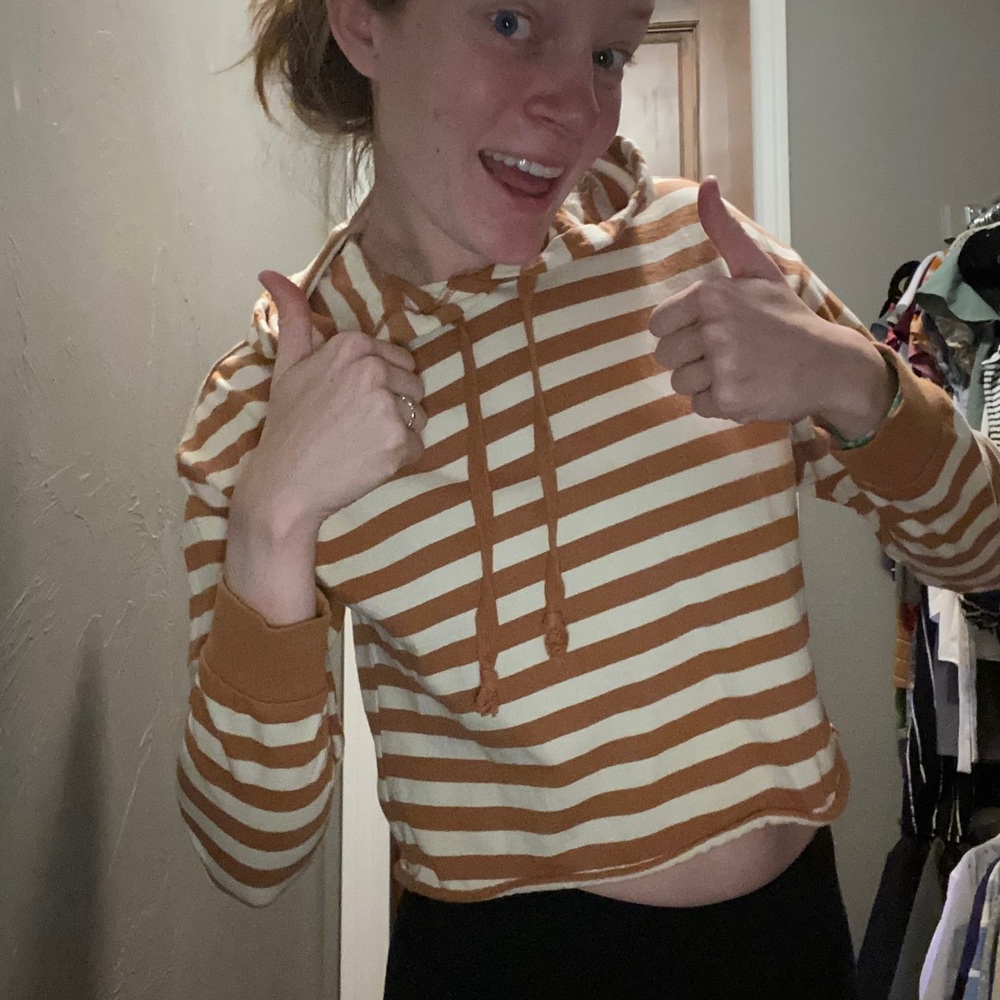 Cropped Hoodie